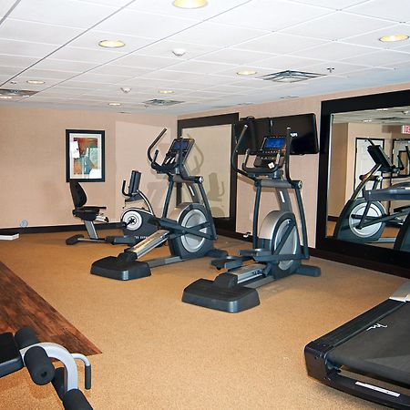 Holiday Inn Express Hotel & Suites Wichita Northeast By Ihg Extérieur photo