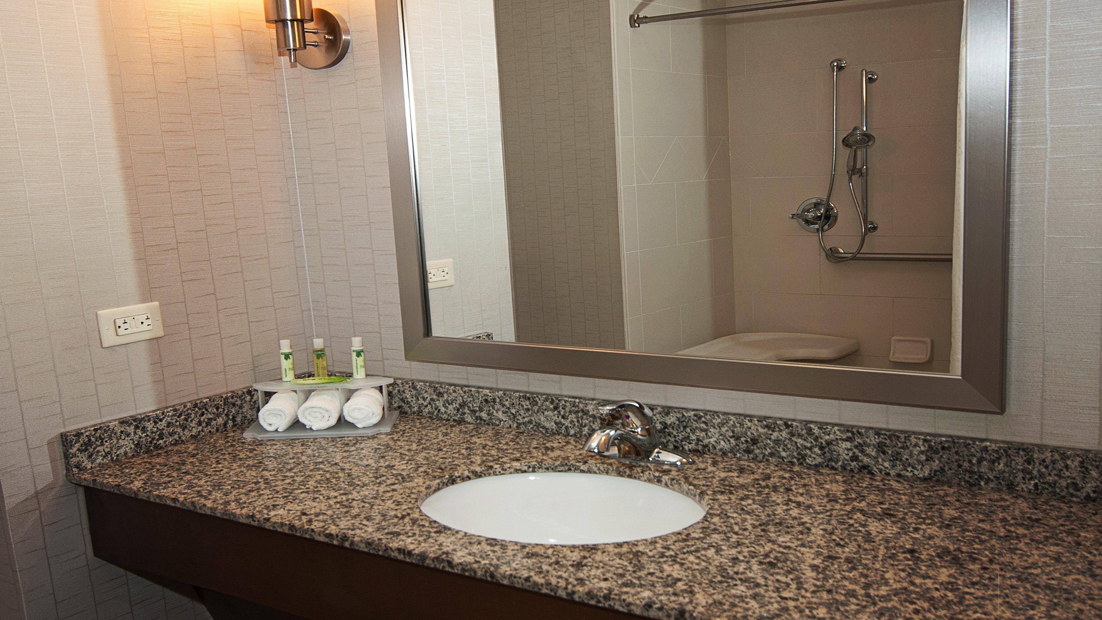 Holiday Inn Express Hotel & Suites Wichita Northeast By Ihg Extérieur photo